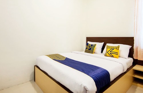 Hutagodang House | OYO 2220 PINK'S GUEST HOUSE