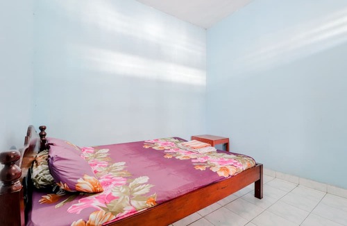 Kretek Hotel | Losmen Parikesit