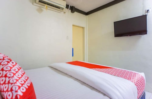 Lhokseumawe Hotel | Hotel O Wisma Kuta Karang