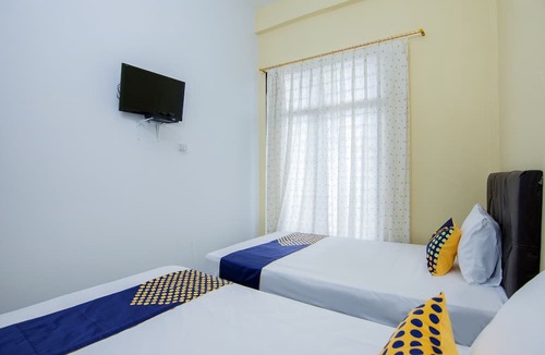Kabanjahe Hostel | SPOT ON 2076 Hotel Stadion
