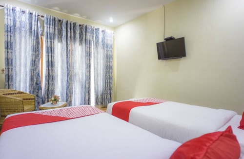 Berastagi Hotel | Super OYO 1696 Sapo Rumbia
