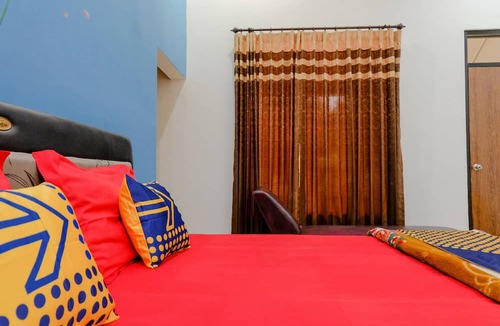 Peterongan Hotel | OYO 1971 Hotel Dewi