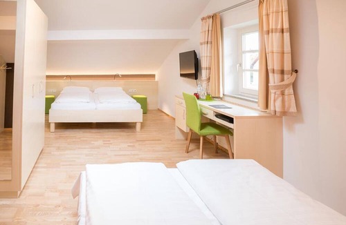 Maxglan Hotel | Single room with shower, toilet - The Green Hotel zur Post