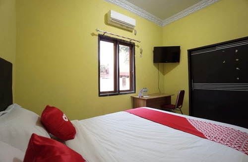 Manado Hotel | OYO 2486 Bahana Guest House
