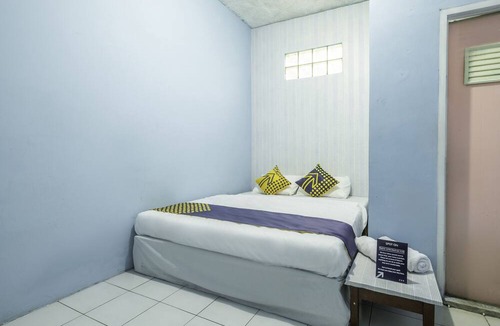 Cileunyi Hotel | OYO 2384 Pondok Nabil