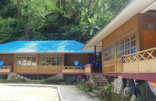 Malino Hotel | Lembah Biru Lagoon