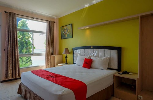 Luwuk House | RedDoorz Plus Syariah @ Hotel Boulevard Luwuk