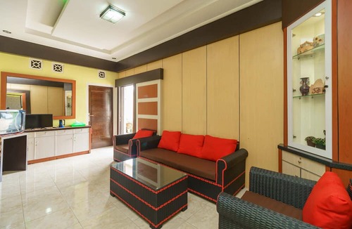 Muara Bungo House | RedDoorz Syariah @ Mora Garden Bungo