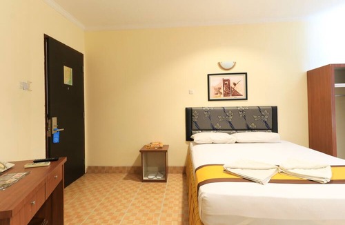 Panakkukang Hotel | Al-Badar Hotel Syariah Makassar