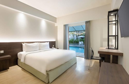 Sunset Road Hotel | HARRIS Hotel & Residence Sunset Road Bali