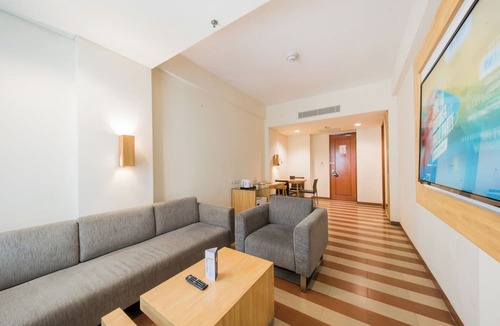 Kuta Hotel | The ONE Legian
