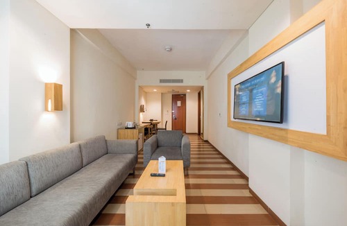 Kuta Hotel | The ONE Legian