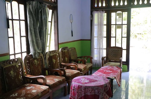 Kokap House | Sri Homestay