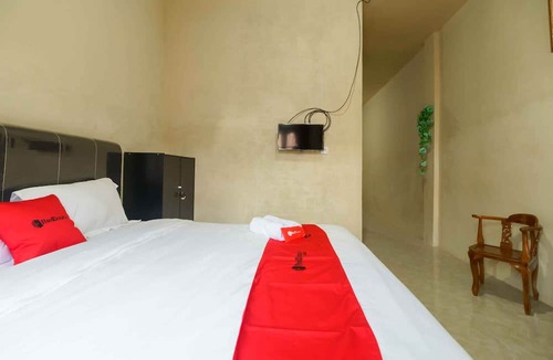 Berastagi Hotel | RedDoorz near Bukit Kubu Berastagi