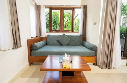 Seminyak Hotel | Bali Karma Sajtra Hotel
