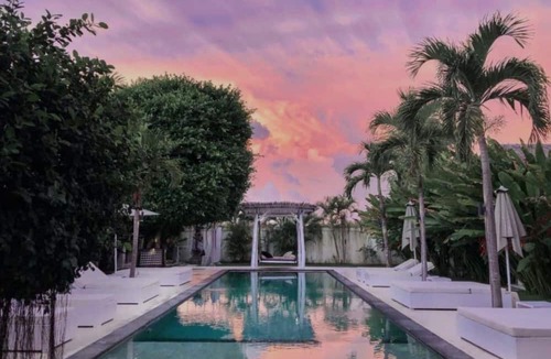 Jimbaran Hotel | White Palm Hotel Bali
