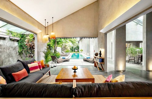 Petitenget Hotel | Mayaloka Villas Seminyak
