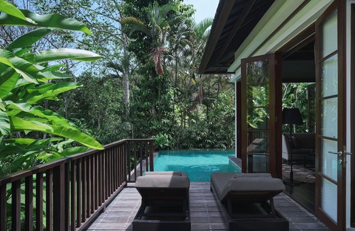 Kayu Putih Hotel | The Damai