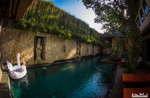 Denpasar Timur Hotel | Manzelejepun Villa & Pavilion