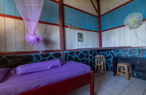Krui House | Krui Surf Camp Hotel Mutiara Alam Zandino
