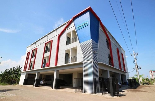 Surabaya Hotel | D'Paragon Kalijudan