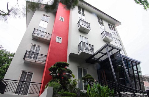 Bendungan Hilir Hotel | Marrakesh Inn