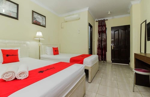 Manado House | RedDoorz @ Malalayang 2 Manado