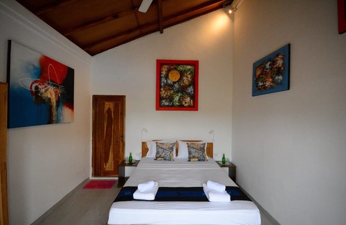 Labuan Bajo Bed & Breakfast | World BnB