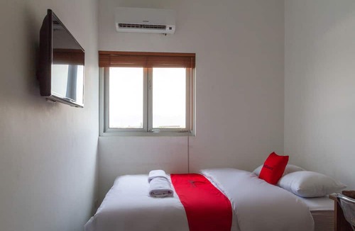 Malabar House | RedDoorz @ Malabar Street
