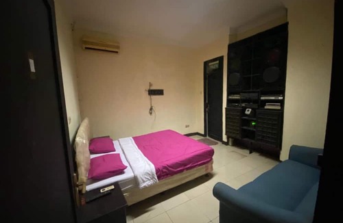 Kebayoran Lama Hotel | Wisma Tobana