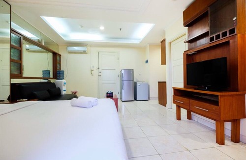 Kelapa Gading Barat Apartment | Simply Spacious Studio Room at City Home Apartment near Kelapa Gading
