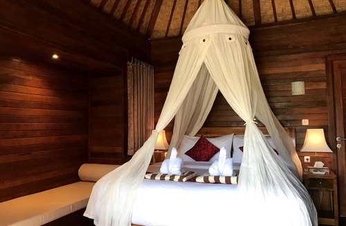 Mushroom Bay Bed & Breakfast | Pattri Garden Lembongan