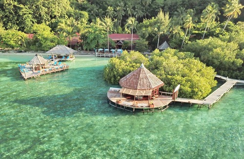 Mansuar Island Bed & Breakfast | Raja Ampat Dive Lodge