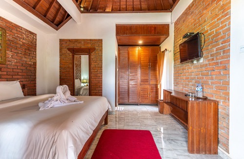 Gobleg Bed & Breakfast | The Garuda Hotel & Restaurant