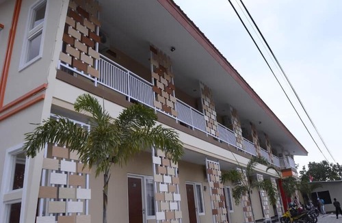 West Cirebon Bed & Breakfast | Denofe House
