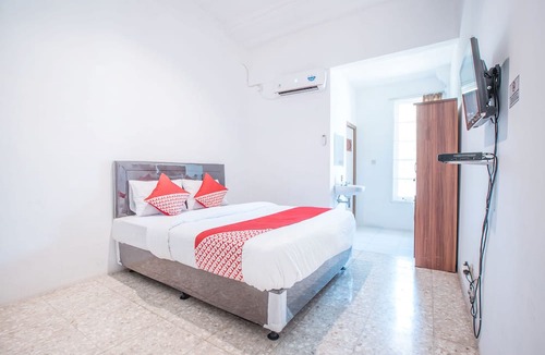 Bangka Hotel | Capital O 332 Residence G17 Kemang