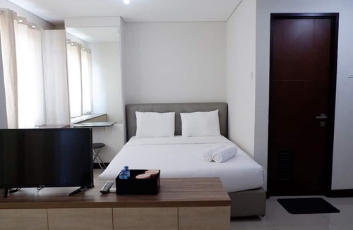 Jakarta Apartment | Close to Pool Studio Apartment Sky Terrace at Daan Mogot Baru