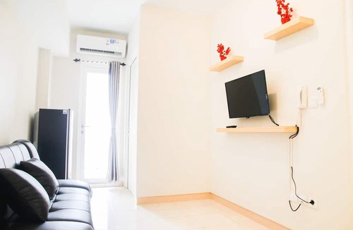 Bekasi Apartment | Simply Minimalist 2BR The Springlake Apartment