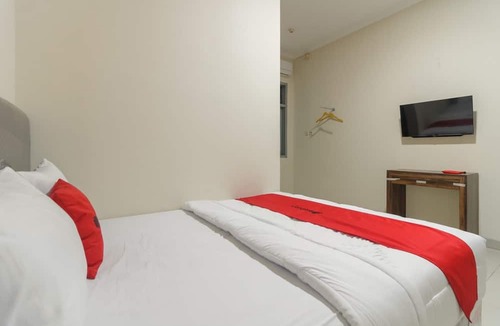 Baranangsiang House | RedDoorz Plus near RS PMI Bogor