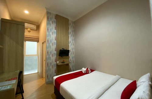 Malang Hotel | RedDoorz Syariah near Universitas Negeri Malang