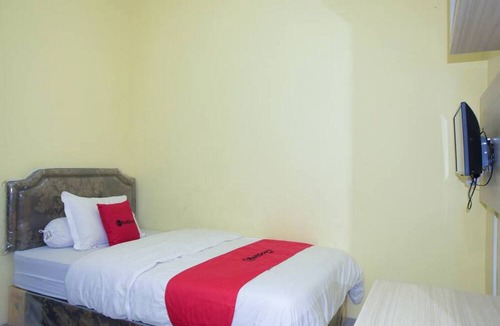 Pogung Lor Hotel | RedDoorz Syariah near Jogja City Mall 2