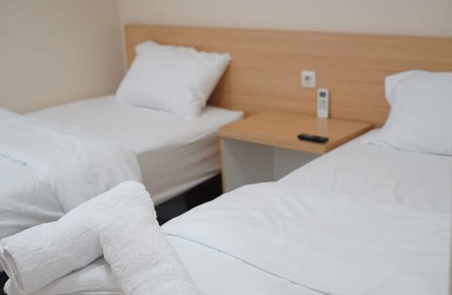 Pontianak Hotel | Gold Line Guest House