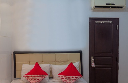 Gambir Hotel | OYO 649 K68 Residence