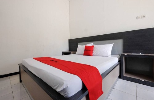 Purwokerto House | RedDoorz near Moro Mall Purwokerto