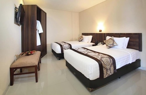 Sunset Road Hotel | d'Penjor Seminyak Hotel