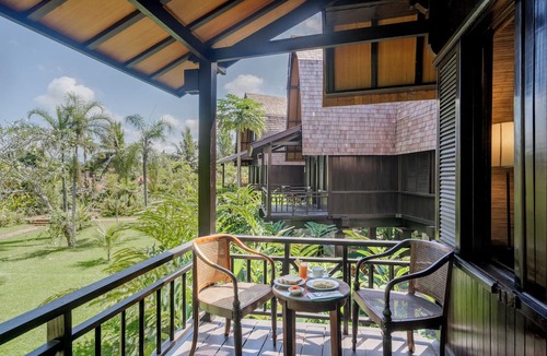 Batuan Hotel | The Bali Purnati Center For The Arts