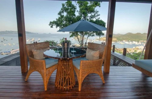 Labuan Bajo Hotel | Bayview Gardens Hotel