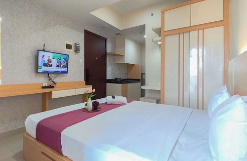 Surabaya Apartment | Comfy Modern Look Studio Room At Apartment Grand Dharmahusada Lagoon