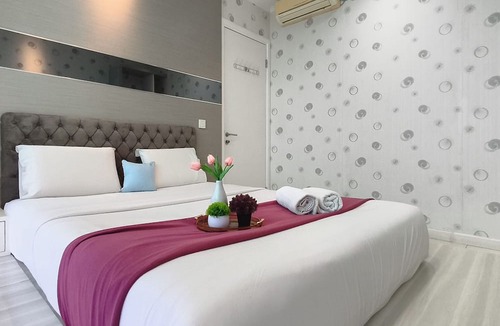Surabaya Apartment | Spacious And Lavish 4Br At The Via And The Vue Ciputra World Apartment