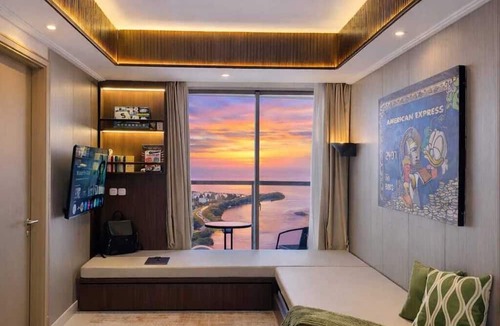 Pantai Indah Kapuk Apartment | By The Sky By SanLiving - 3BR - PIK